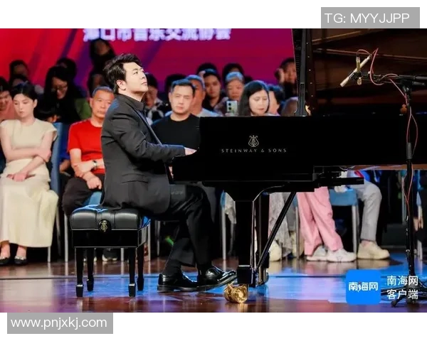 姚明与郎朗的传奇人生交汇点:体育与音乐的完美融合之旅 姚明与郎朗的传奇人生交汇点:体育与音乐的完美融合之旅