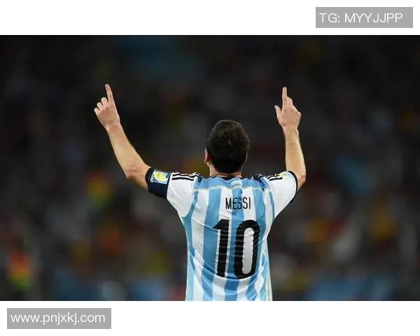 足球明星帅气头像女神展现运动魅力与时尚风采的完美结合